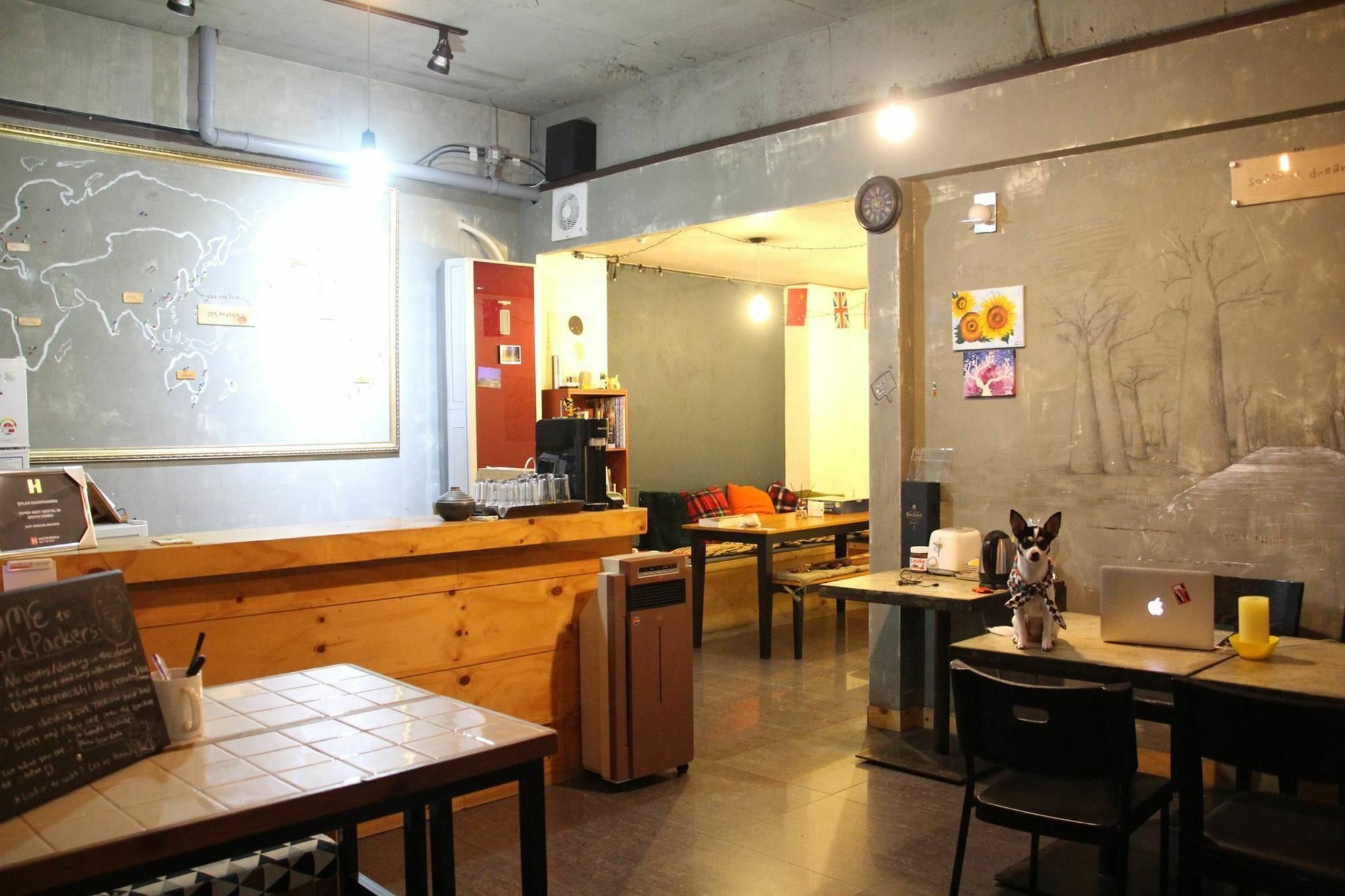 Backpackers' House Hotel Busan Exterior photo