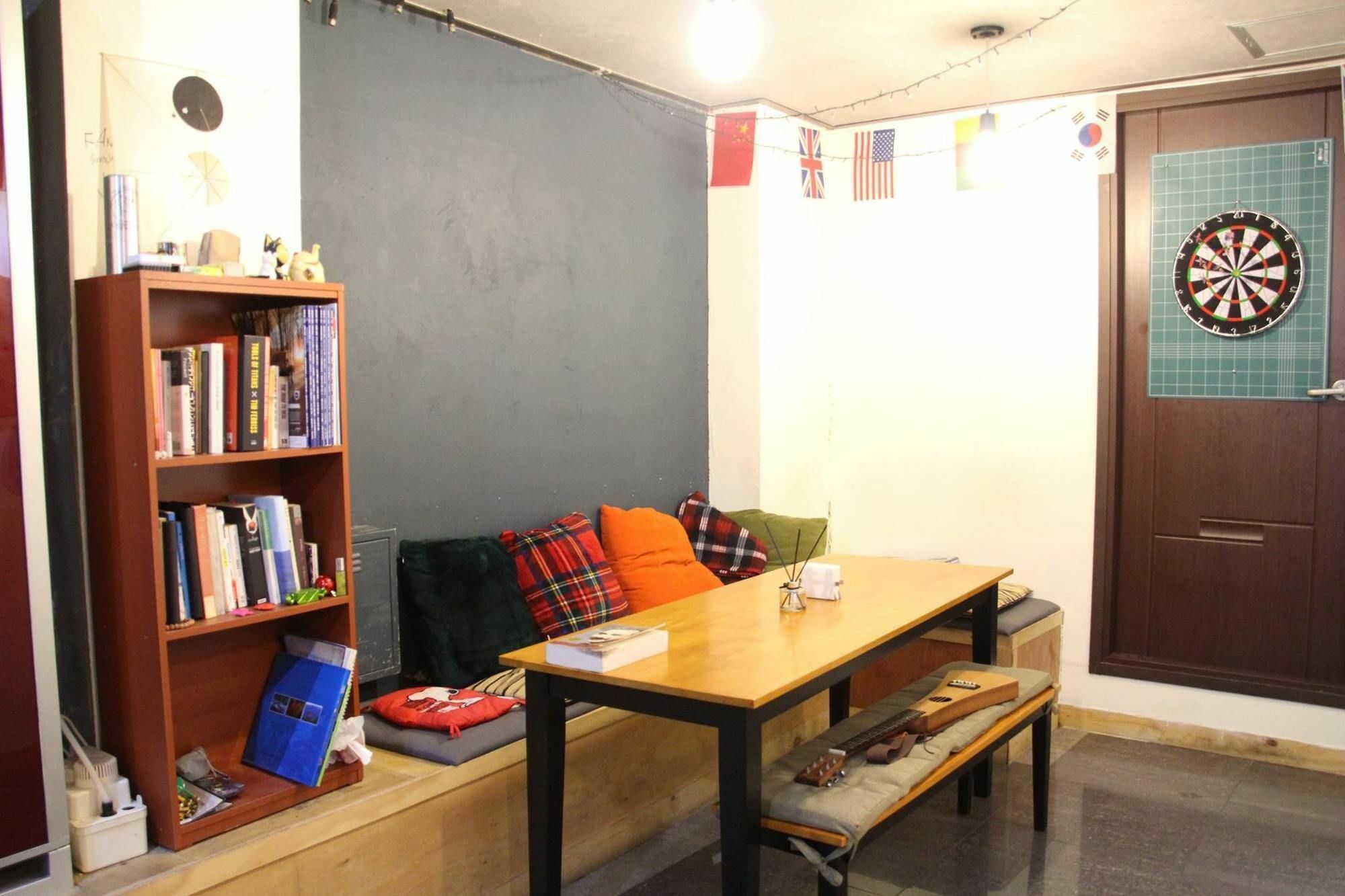Backpackers' House Hotel Busan Exterior photo